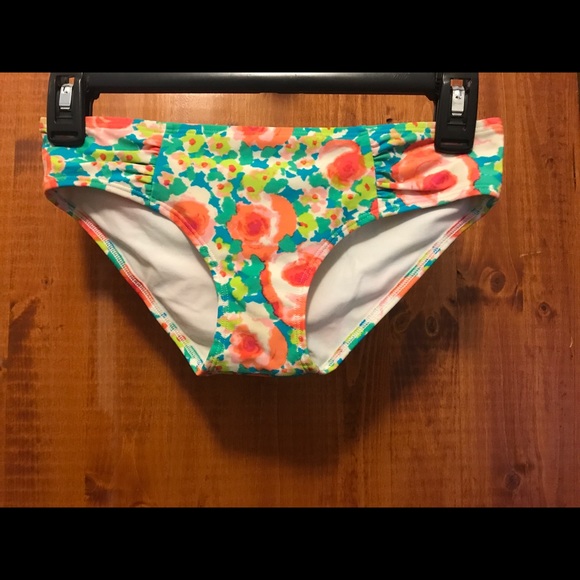 Colorful Aerie bikini S top and XS bottom - Picture 3 of 5